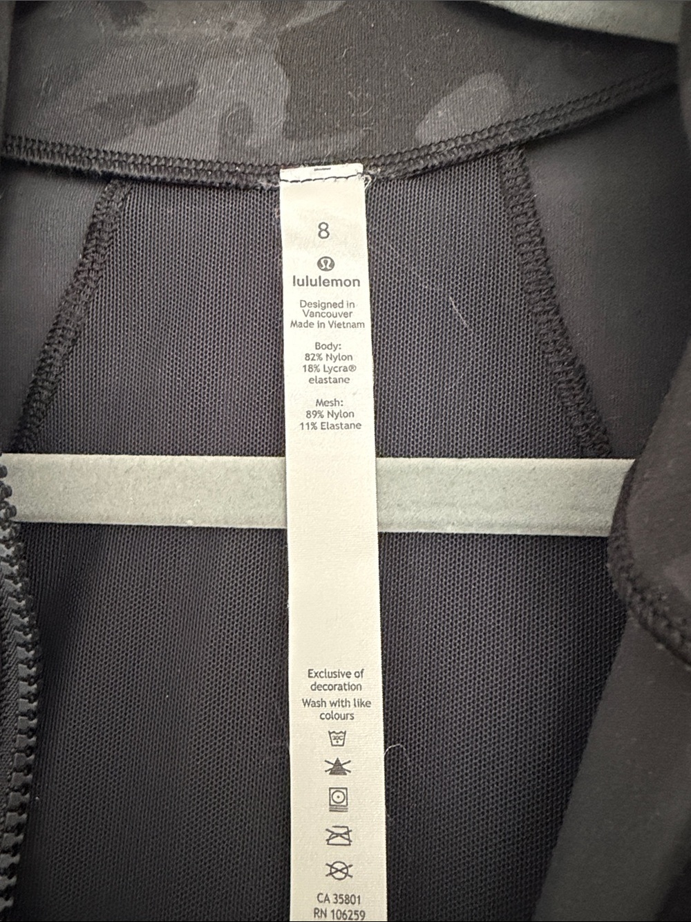 lululemon athletica Women’s Dark Gray Camo Zip Jacket - Picture 4 of 10